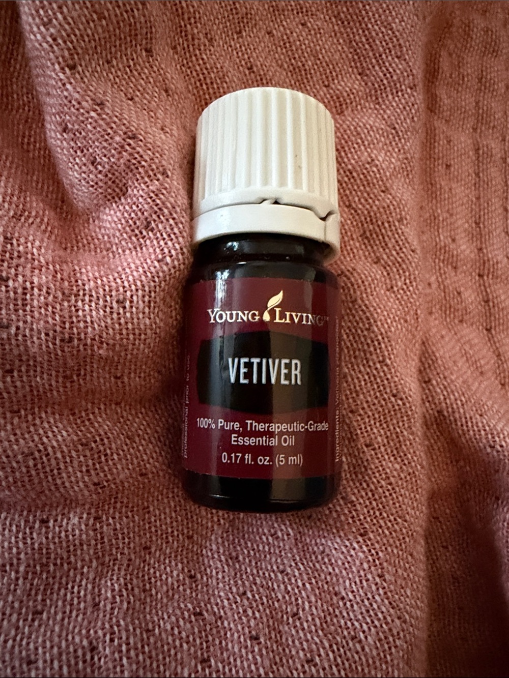 Young Living Vetiver Essential Oil - Burgundy Label, White Cap